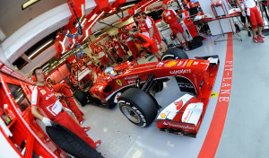 alonso-ferrari-singapur-2013_1[1]