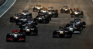 Drivers take the start of the Abu Dhabi