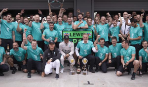 mercedes_f1_campeones[1]
