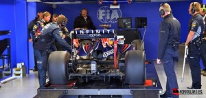F1-Red-Bull-being-weighed[1]