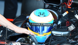 fernando_alonso_casco_box_mclaren