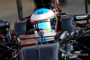 f1-barcelona-february-testing-2016-fernando-alonso-mclaren-mp4-31