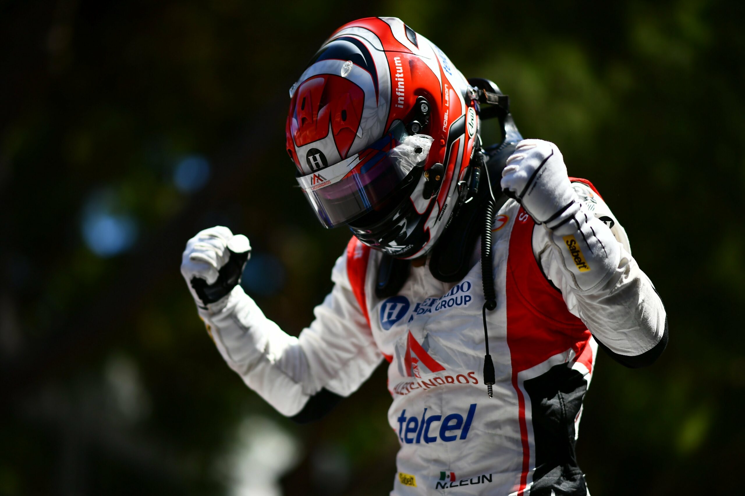Noel León gana la sprint de F2 | Fórmula 2