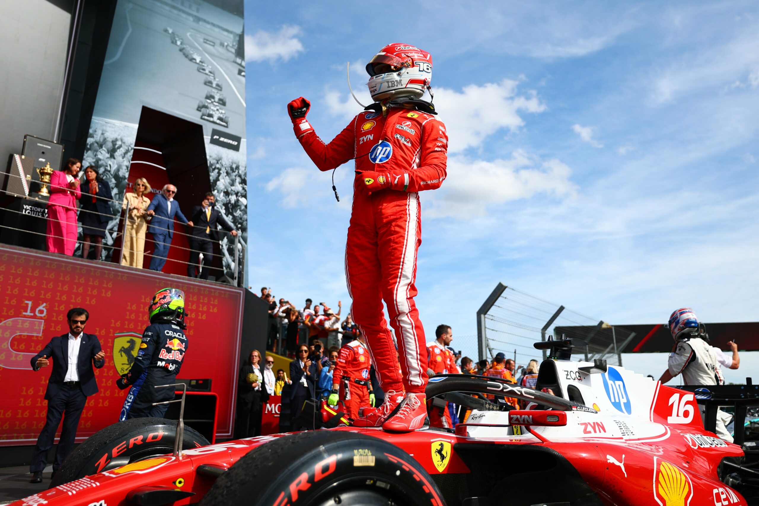 Victoria de Ferrari con polémica / Crónica GP Gran Bretaña