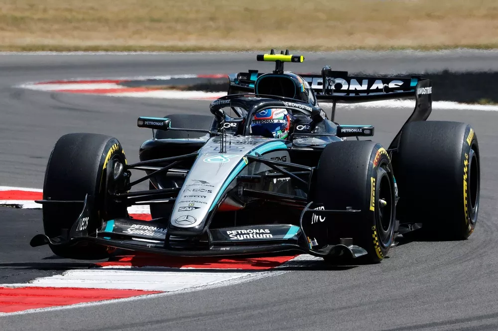 Antonelli sigue a lo suyo / Crónica Clasificación GP Gran Bretaña
