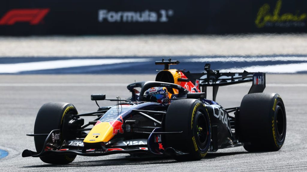 Verstappen vuelve a lo mas alto en una carrera de locura y emocion / Crónica GP Bahrein – Malasia